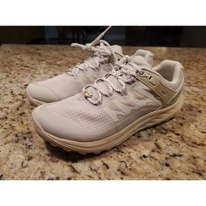 Merrell Women's Antora 3 Medium Width Oyster TPU J067744 Sz 8.0